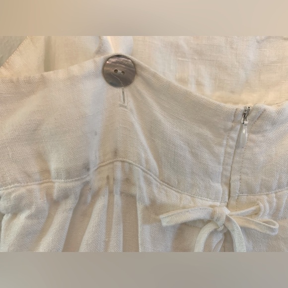 J. Jill 100% White Linen dress. 100% cotton lining and mother of pearl buttons. - Picture 4 of 7